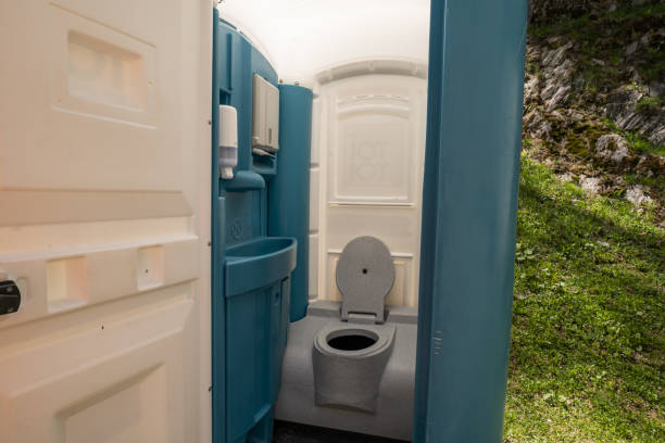 Best Porta potty rental for parties  in Plano, KY